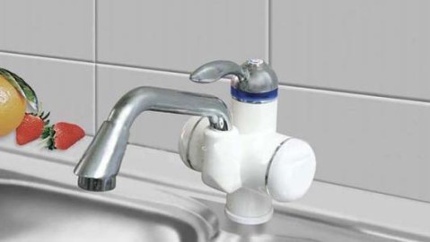 标题：花洒出水烫，洗脸盆却是冰水？别急着换热水器，6个步骤自己排查，省下好几百冤枉钱